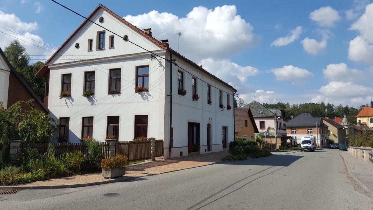 Apartmán Nové Hrady Exterior foto